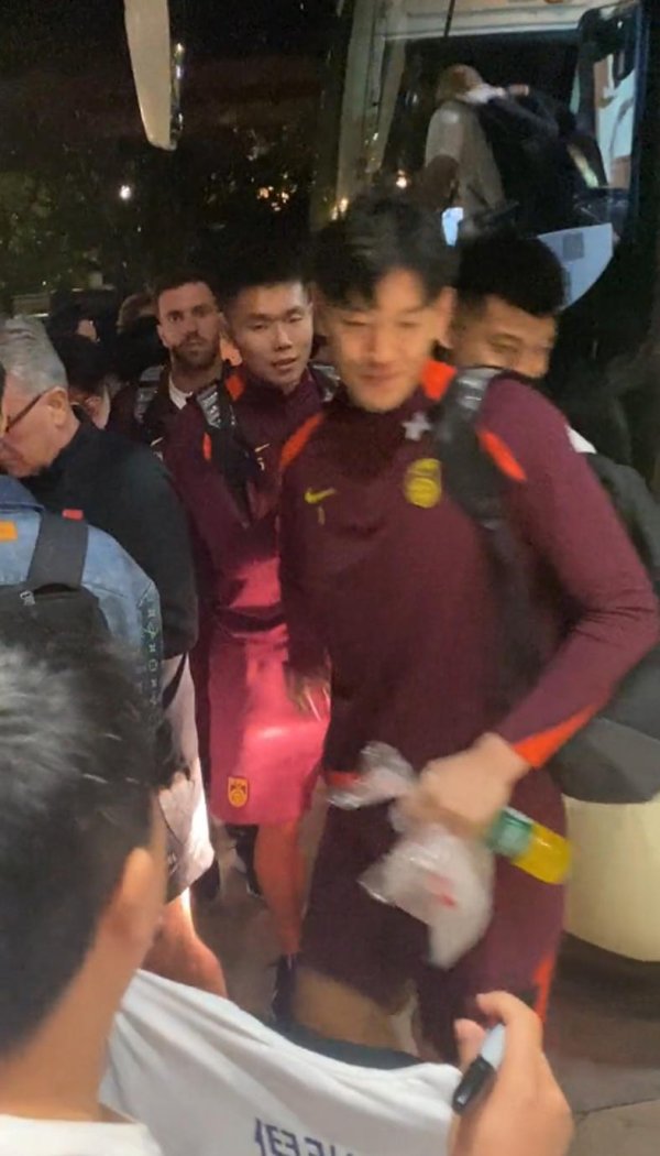 优配网 23人名单确定！伊万玩了一辈子442菱形 王钰栋韦世豪硬着头皮适应